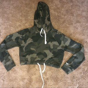 Women’s medium Hollister Crop Top Hoodie